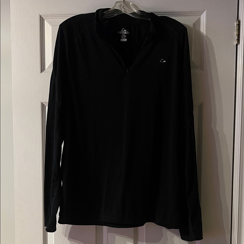 Paradox Merino Blend Black Top